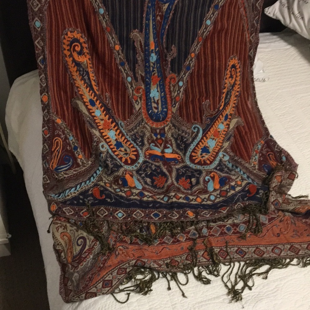 Beautiful Long Plaid And Paisley Scarf
